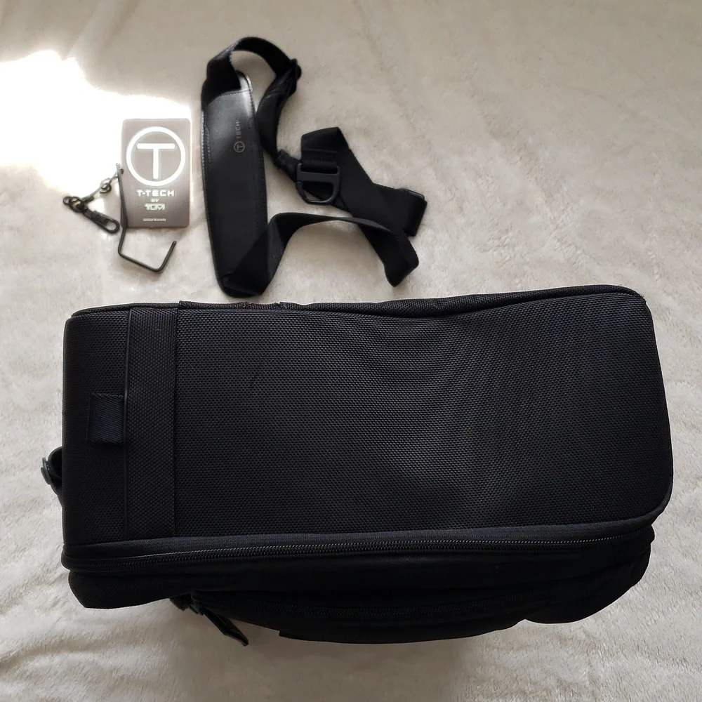 Tumi Tech Garment Bag Tri-Fold Carry-On Bag black